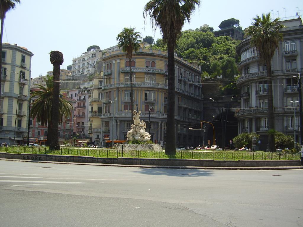 Casa Sannazzaro Napoli