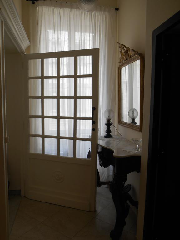 Casa Sannazzaro *